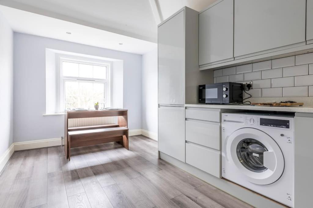 Modern Cotham House #2 By Prescott Apartments Bristol Luaran gambar
